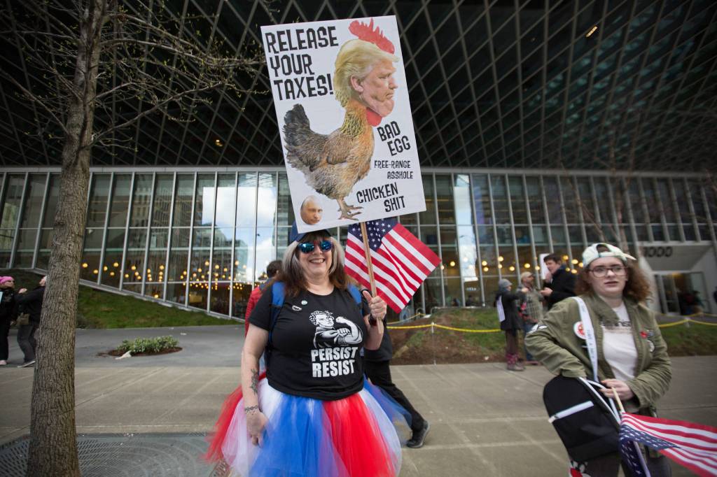 ‘We Care and We’re Aware’: More than 1,000 March Demanding Trump’s Tax Returns