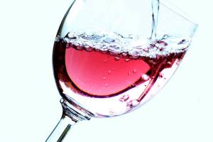 Striking a Balance Between Innovation and Tradition in the Drink Scene