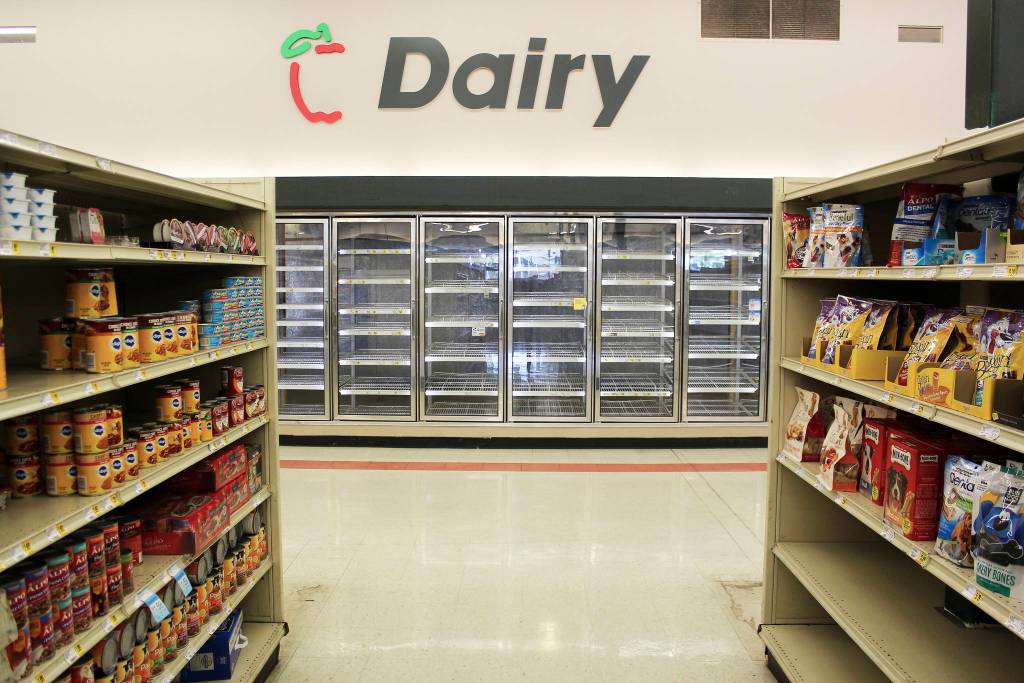 So Long, Red Apple: A Beloved Central District Staple Set to Close