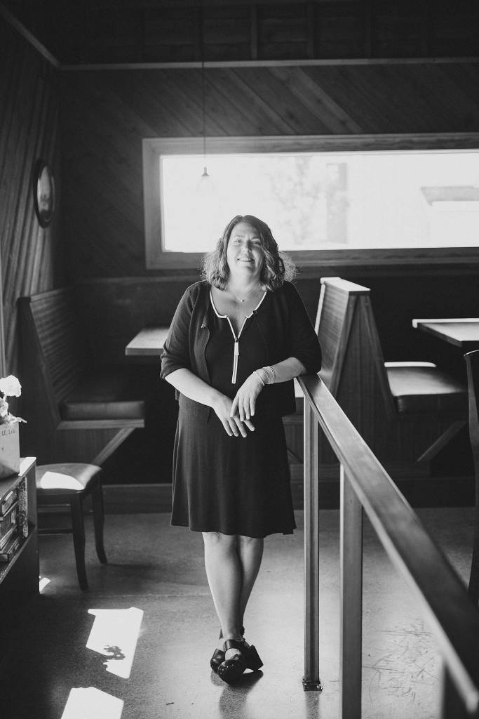 Michelle Magidow at Union Saloon in Wallingford. Photo by Gabe Rodriguez