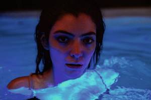 Photo Courtesy Chuff Media                                Lorde.