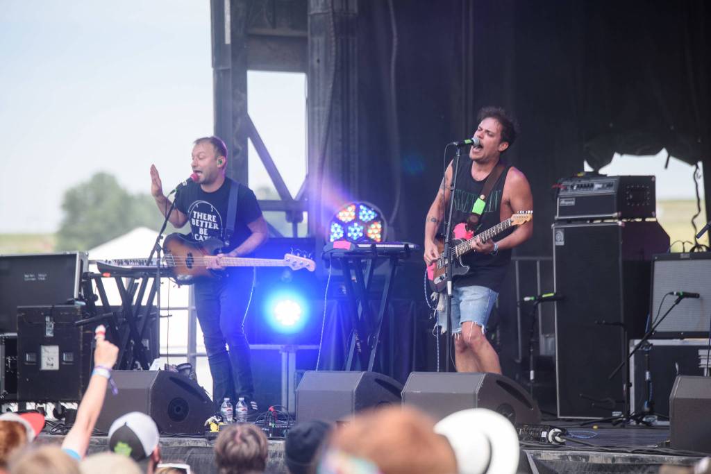 Jeff Rosentock starting things off with some dirty pop punk.