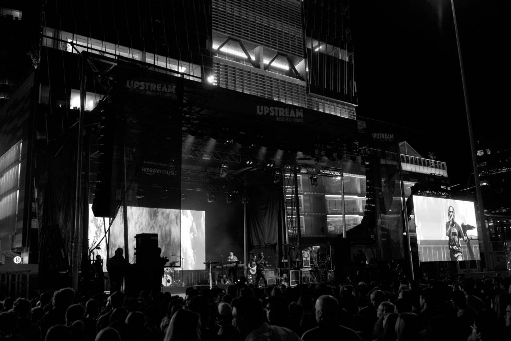 Fun fact: Ladies *<em>love*</em> Miguel. Photo by Seth Sommerfeld