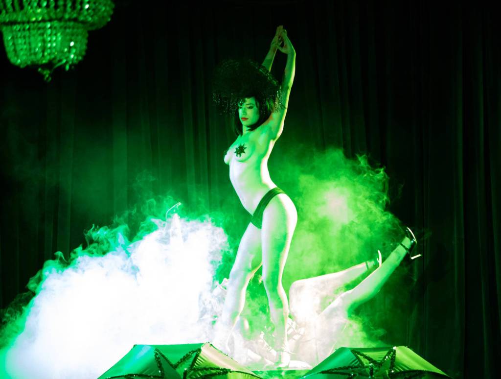 Valtesses risqué cabaret. Photo by Henry Vance