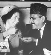 Brief marital accord: Linda Bassett and Om Puri.