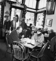 Burgers and suds rule in Columbia City