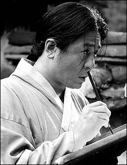 Choi avoids a web of political intrigue.