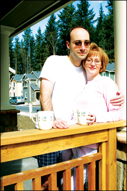 Dusan and Alison Balic get close to their future neighbors.