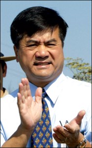 Locke: Party partisan.