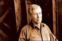 A tale of two men: Amos Oz, n&eacute; Klausner.