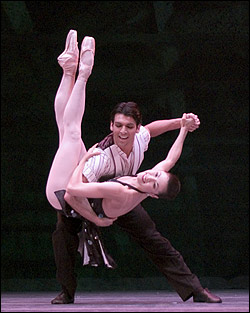 Poretta gives Vinson a lift.