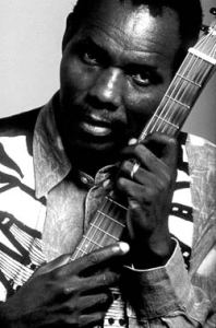 Oliver Mtukudzi