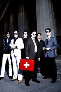 E6: Which way is it to Cracker Barrel?