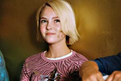 AnnaSophia Robb helps make Bridge work.