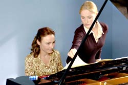 Frot (left) fails to recognize the threat of François.