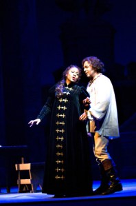 Lisa Daltirus (Tosca) and Frank Porretta (Cavaradossi).