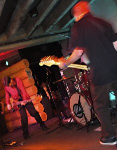 Twin peaks:Steel Pole Bath Tub at the Doug Fir.