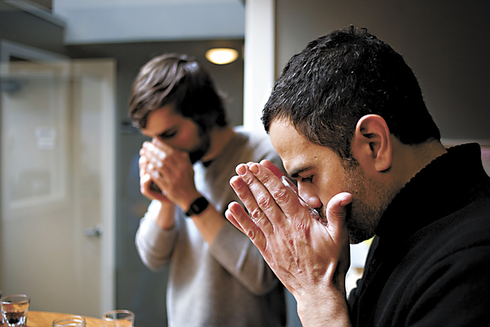 Victrolas Perry Hook [left] and Joe Anthony competing in the Olympics of the nose.