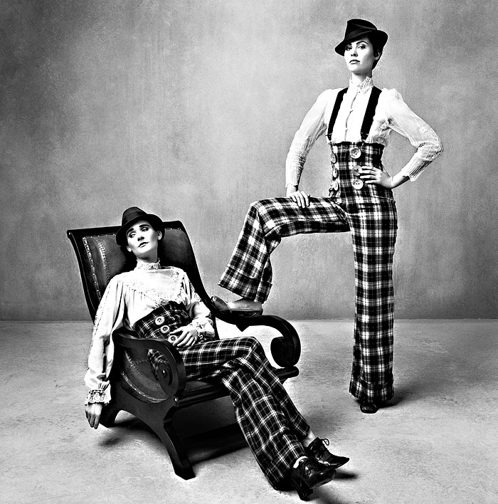 Lifes a cabaret for the Ditty Bops.