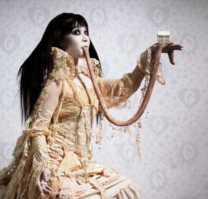 Yes, that's a real cow's tongue Nishimura has in her mouth.