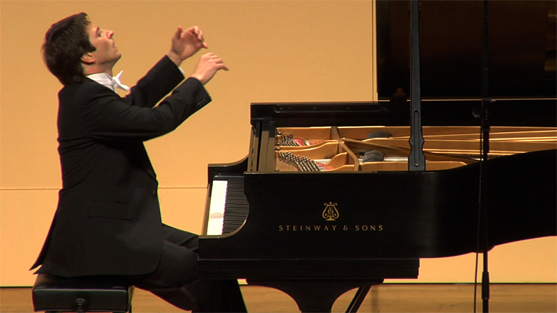 One of the gifted amateurs in competition.