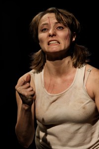 Kaminski plays Electra as Lynndie England.