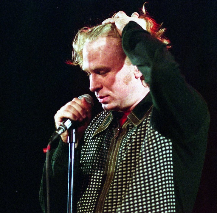 Montgomery talks about clowns and death.