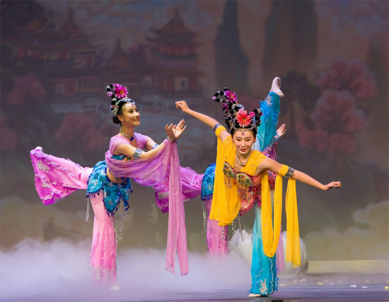 The Paramount presents a colorful version of Chinese history.