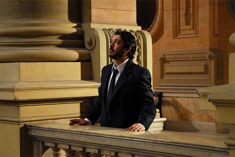 Darin as seeker of justice.