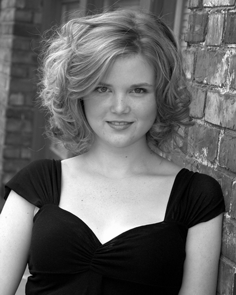 The 5th Avenue's Jessica Skerritt awaits you.