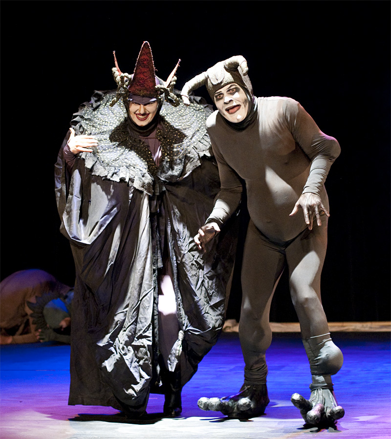 Kajsa Ingemansson and Lyam White indict the conquistadors.