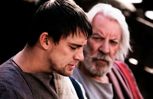 Donald Sutherland (right) counsels Tatum.