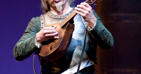 Relyea as the delusional knight.