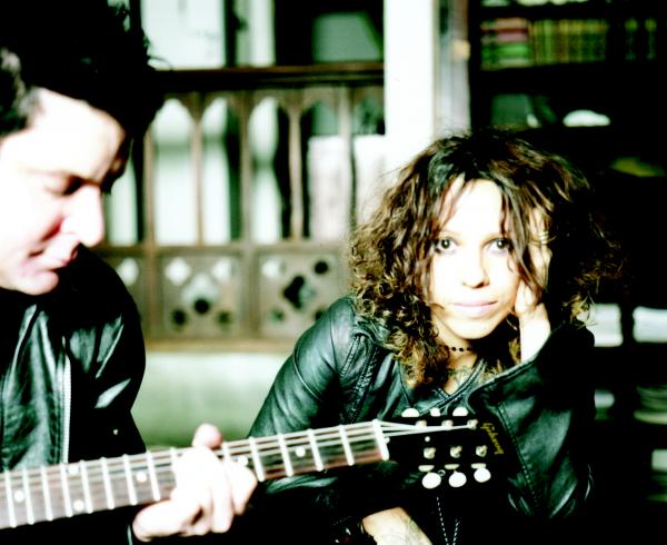 Deep Dark Robot feat. Linda Perry