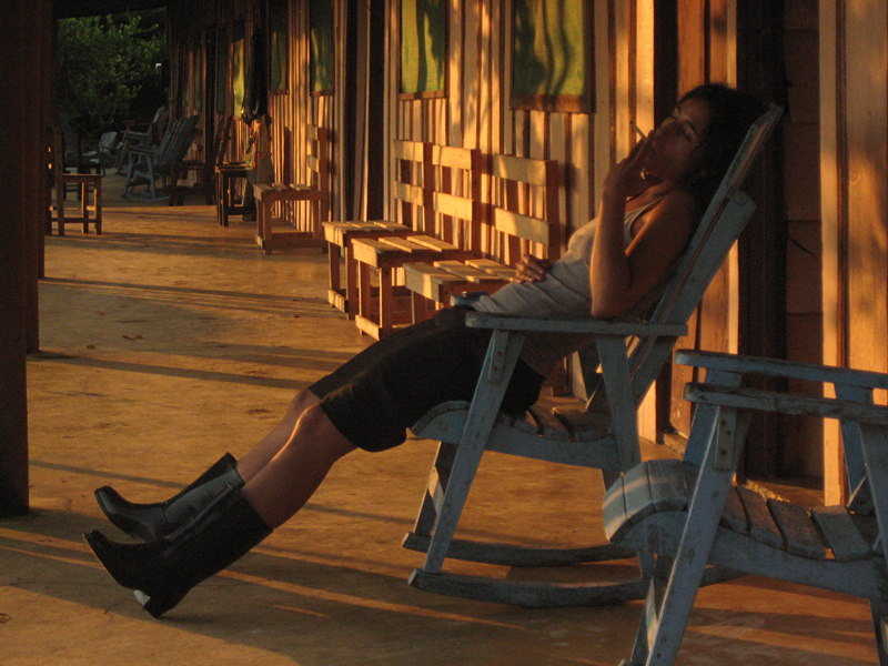 Pardo tries to return from her permanent vacation.