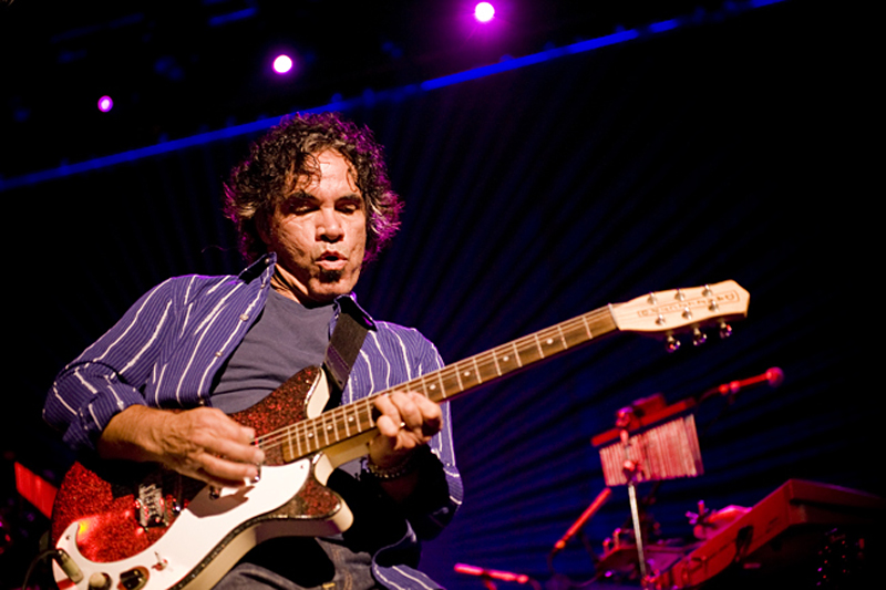John Oates closed the fest with Daryl Hall.