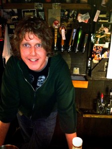 This bartender can't wait to erase your mind.