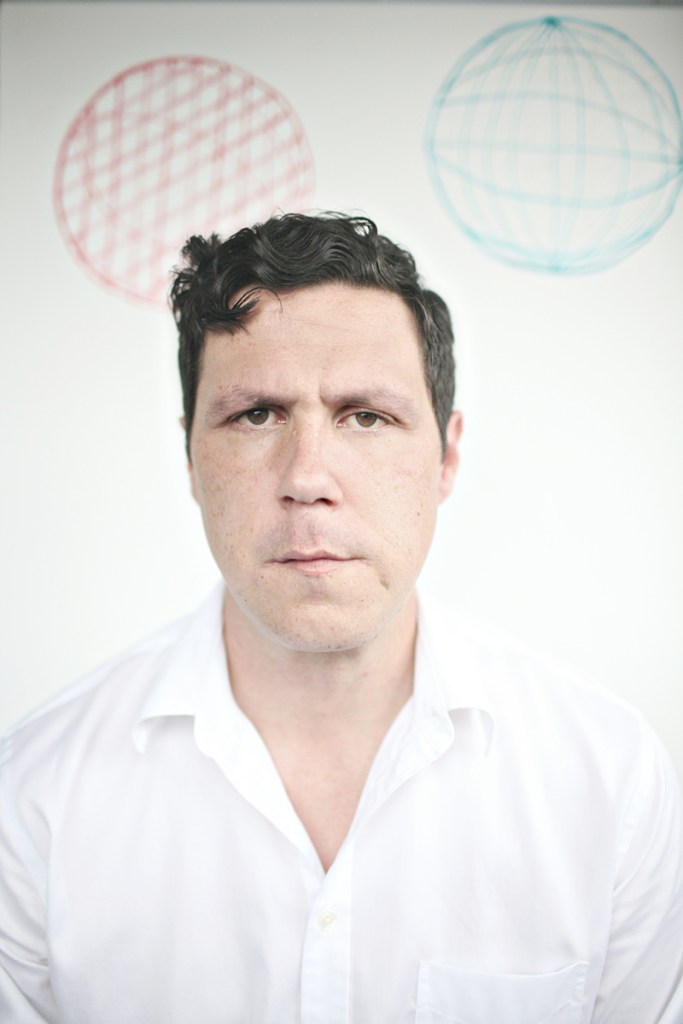 Damien Jurado Makes a Record He Likes