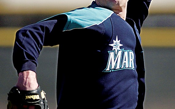 Moyer at Mariners spring training in 2006.