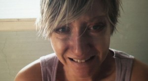 Lodge as the unraveling heroine.