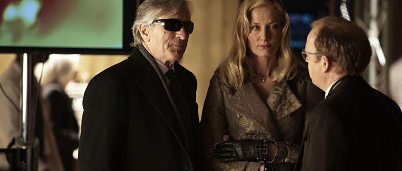 De Niro (with Joely Richardson) as the psychic hustler.