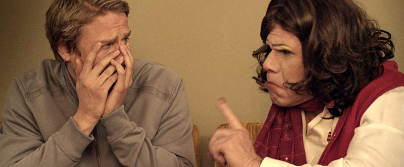 Hunnam and Perlman share a moment.