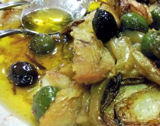 This weekend I made a Portuguese themed birthday dinner. The centerpiece was