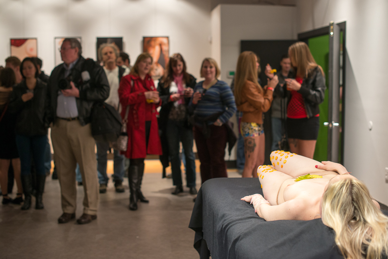 BlackRapid Studios invited photo buffs (and their friends) to a ValentineaE™s party