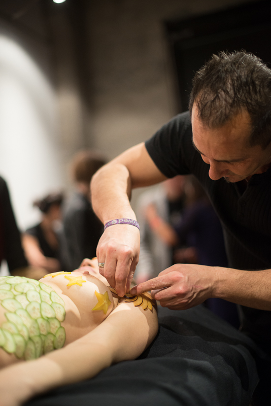 BlackRapid Studios invited photo buffs (and their friends) to a ValentineaE™s party