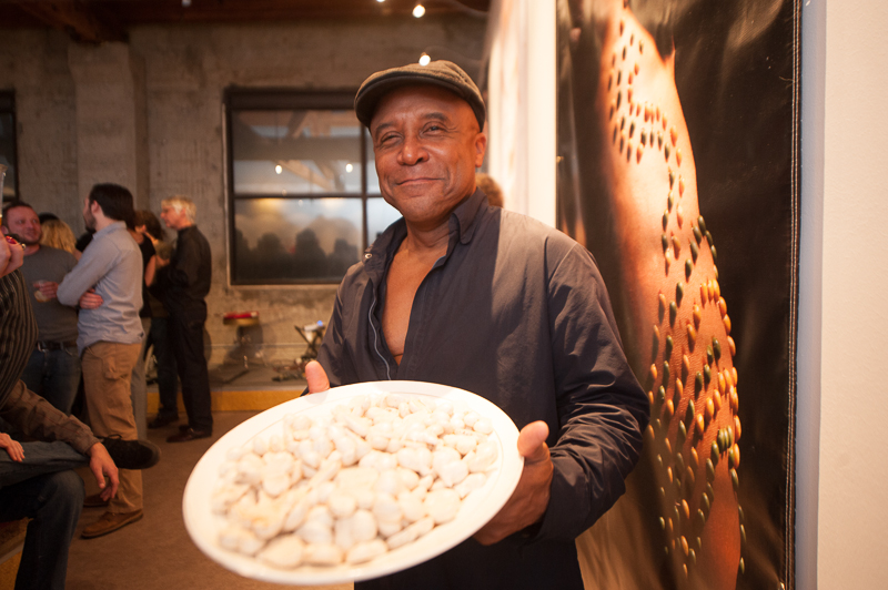 BlackRapid Studios invited photo buffs (and their friends) to a ValentineaE™s party