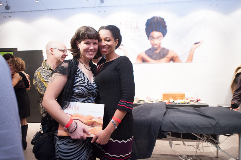 BlackRapid Studios invited photo buffs (and their friends) to a ValentineaE™s party