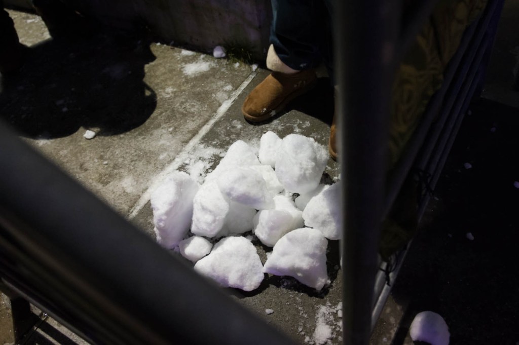 Seattle set the Guinness Book record for biggest snowball fight Saturday at