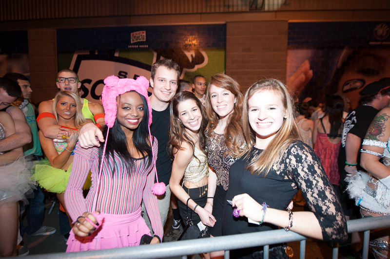 Five-hundred pounds of confetti were fired from a cannon and thousands of