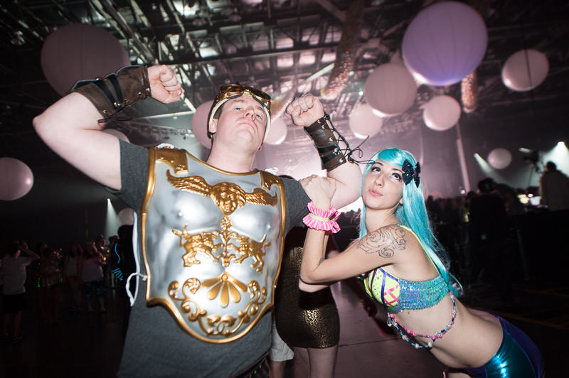 Five-hundred pounds of confetti were fired from a cannon and thousands of